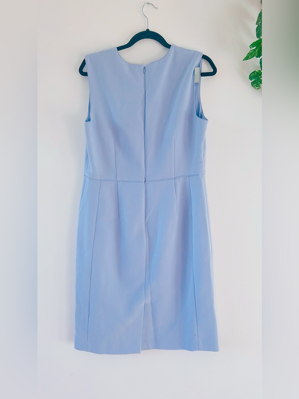 Ann Taylor Factory Light Blue V-Neck Sheath Dress Size 12 - Picture 3 of 5